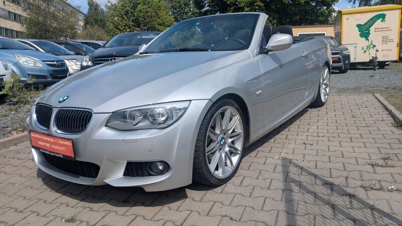 Gebraucht BMW 325 Cabriolet M Sport 204 PS (150 kW) 2012 Silber Cabrio