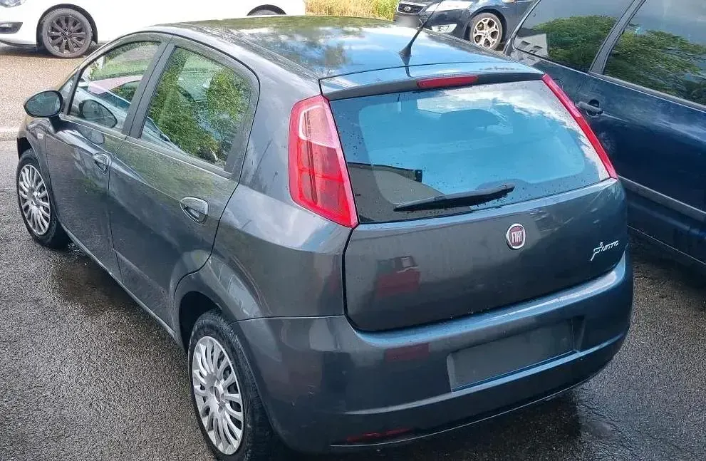 Gebraucht Fiat Punto 78 PS (57 kW) 2009 Schwarz Kleinwagen