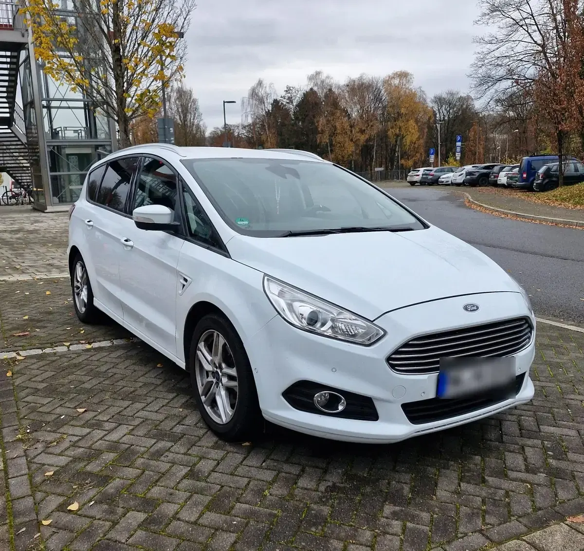 Second-hand Ford S-MAX S 150 CP (110 kW) 2015 Alb Monovolum