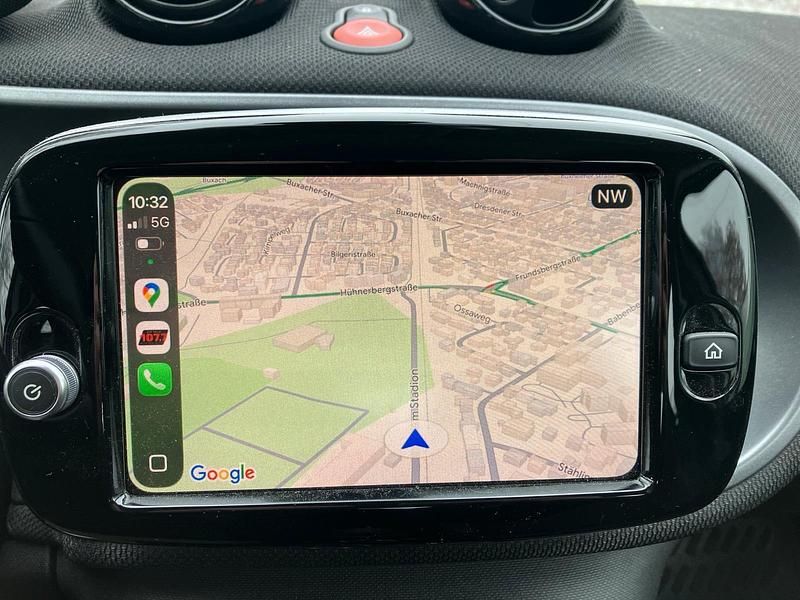 Gebraucht Smart ForFour Electric Drive 48 kW (66 PS) 2021 Silber SUV