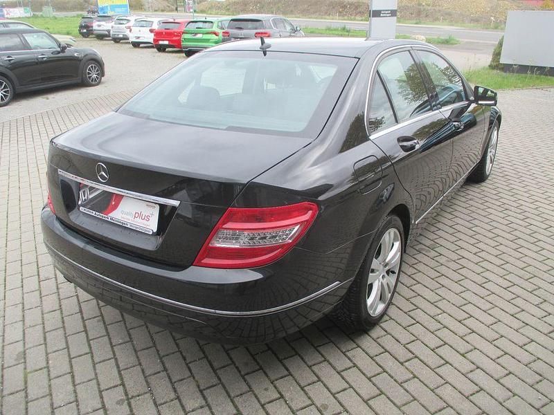 Gebraucht Mercedes C180 156 PS (114 kW) 2008 Schwarz Limousine