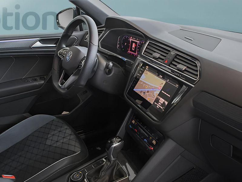 Gebraucht VW Tiguan 193 PS (141 kW) 2025 Grau SUV