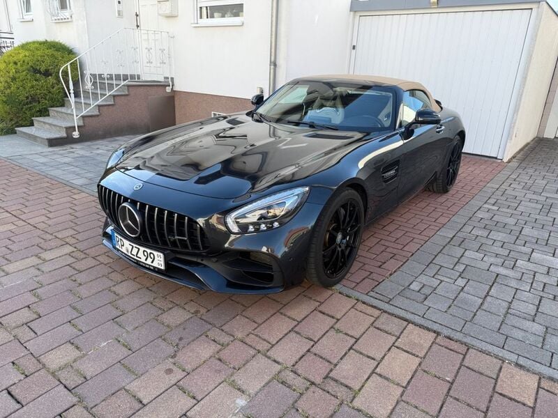 Schwarz Gebraucht 2018 Mercedes AMG GT AMG Coupé | 122.000 € - Bild 1/4