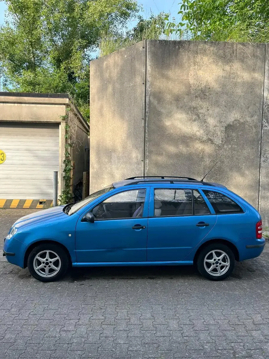 Gebraucht Skoda Fabia 75 PS (55 kW) 2001 Blau Kombi