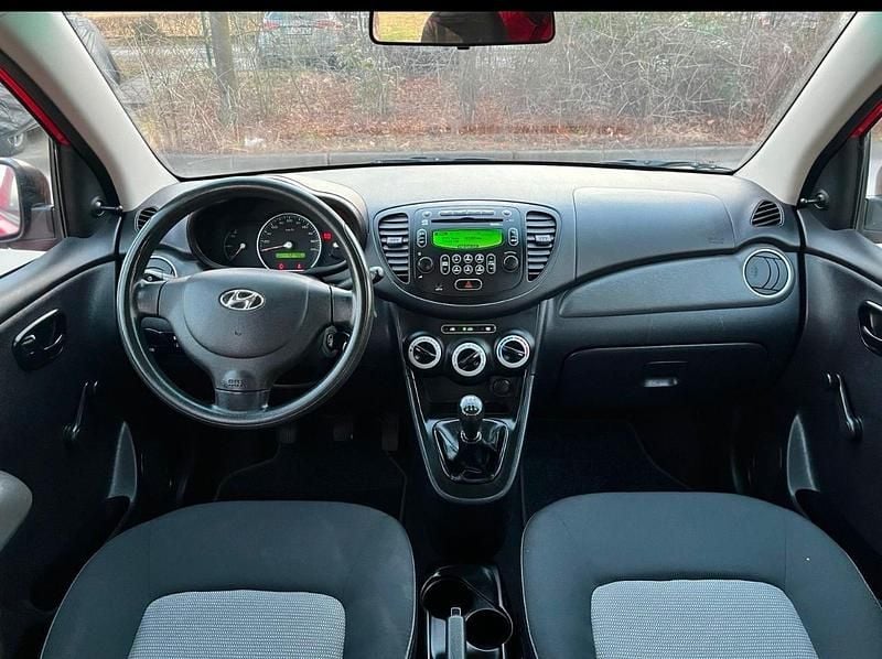 Gebraucht Hyundai i10 65 PS (47 kW) 2008 Rot Kleinwagen
