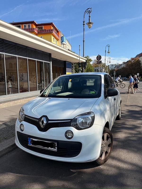 Weiß Gebraucht 2015 Renault Twingo SE Kleinwagen | 4.000 € (Superpreis) - Bild 1/4