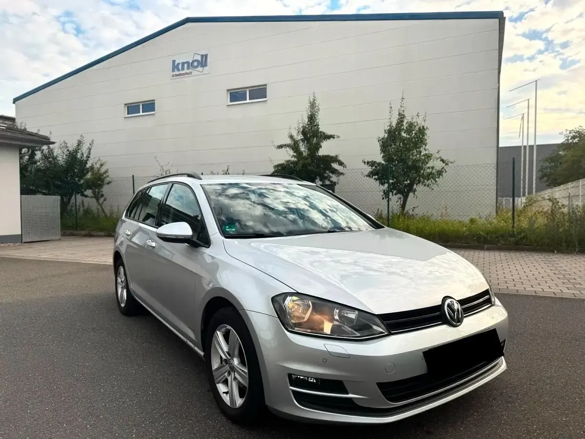 Gebraucht VW Golf VII 110 PS (80 kW) 2014 Silber Kombi