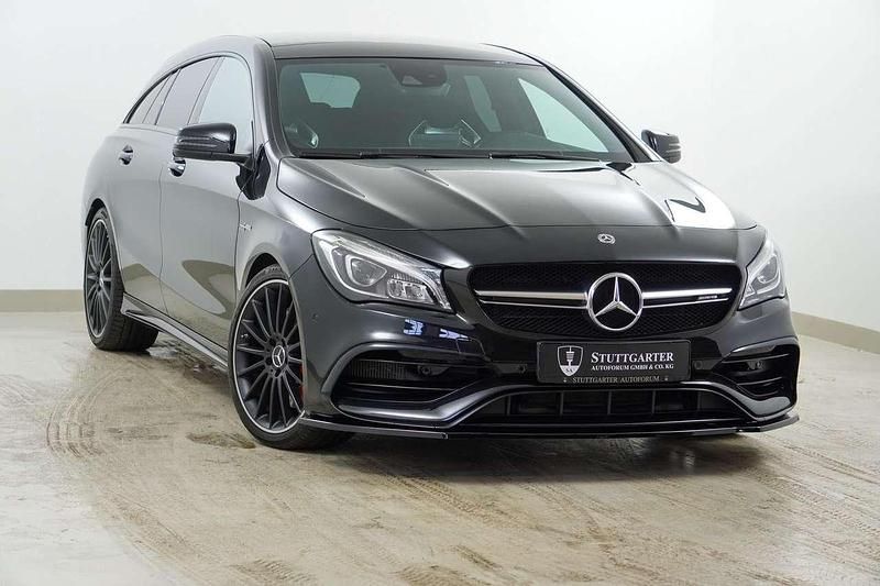 Kosmosschwarz lack Gebraucht 2019 Mercedes CLA45 AMG AMG Kombi | 35.800 € (Teuer) - Bild 1/4