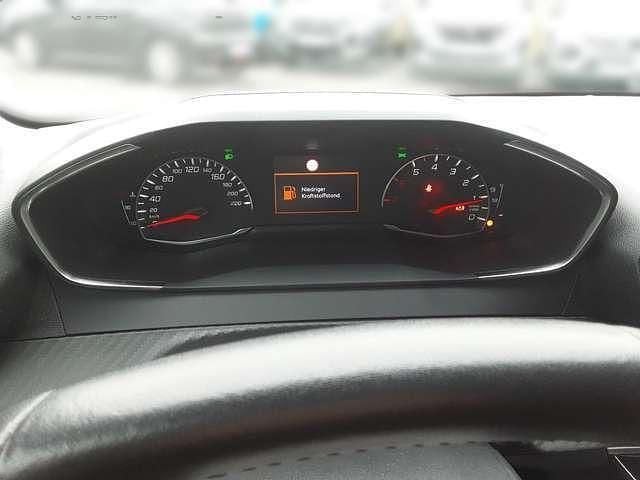 Gebraucht Peugeot 208 Active 101 PS (74 kW) 2024 Silber metallic Kleinwagen