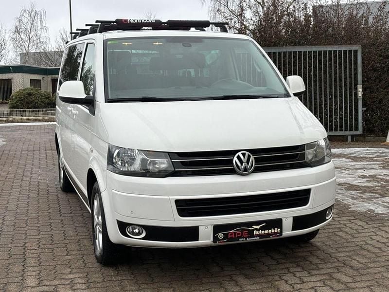 Weiß Gebraucht 2013 VW Multivan Van | 22.900 € (Guter Preis) - Bild 1/4