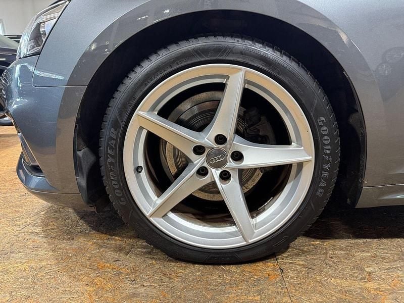 Gebraucht Audi A5 Sport 150 PS (110 kW) 2018 Grau Coupé
