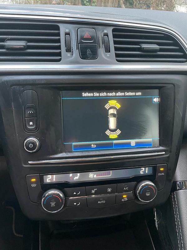 Gebraucht Renault Kadjar 130 PS (95 kW) 2015 Blau SUV