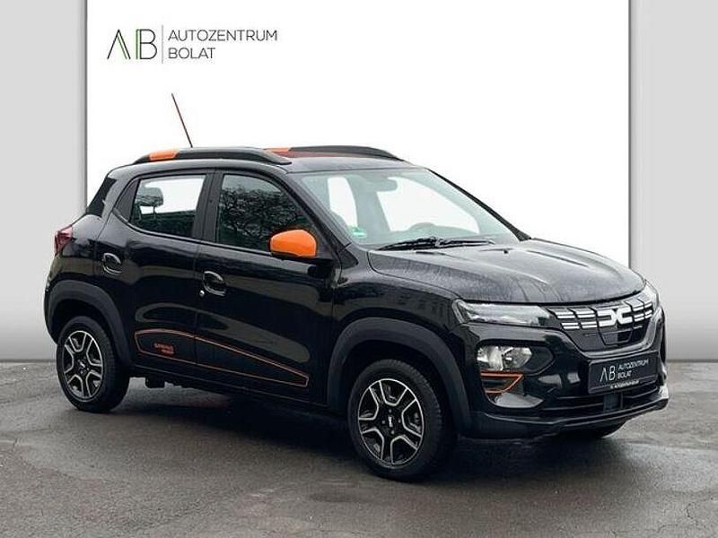 Gebraucht Dacia Spring 33 kW (45 PS) 2023 Schwarz Kleinwagen