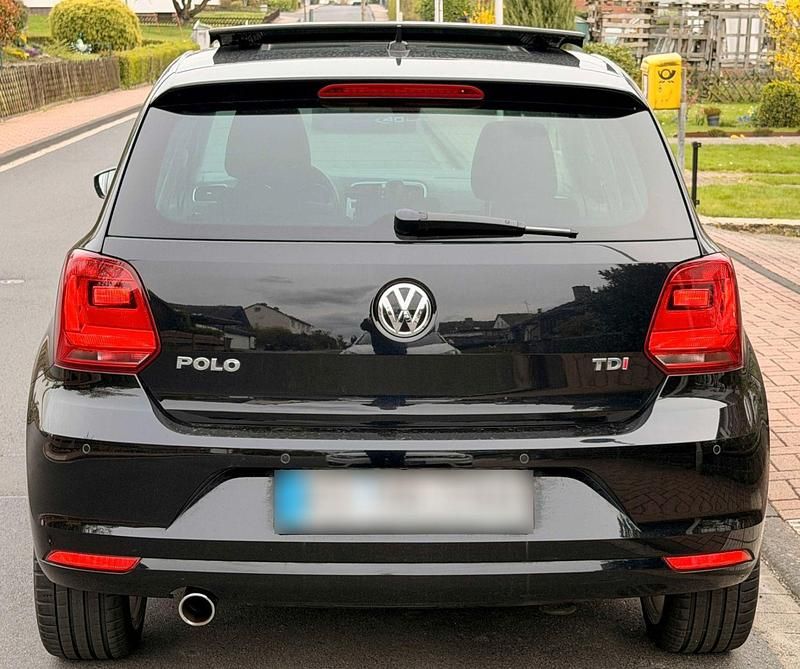 Gebraucht VW Polo LOUNGE 105 PS (77 kW) 2015 Schwarz Kleinwagen