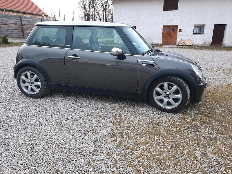 Gebraucht Mini Cooper 105 PS (77 kW) 2005 Braun Kleinwagen