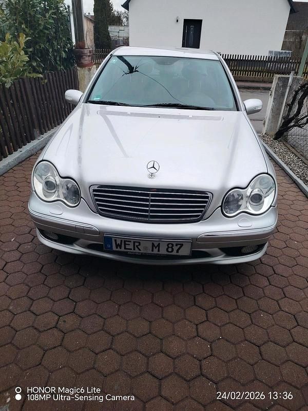 Gebraucht Mercedes C270 Sport 170 PS (125 kW) 2003 Silber Limousine