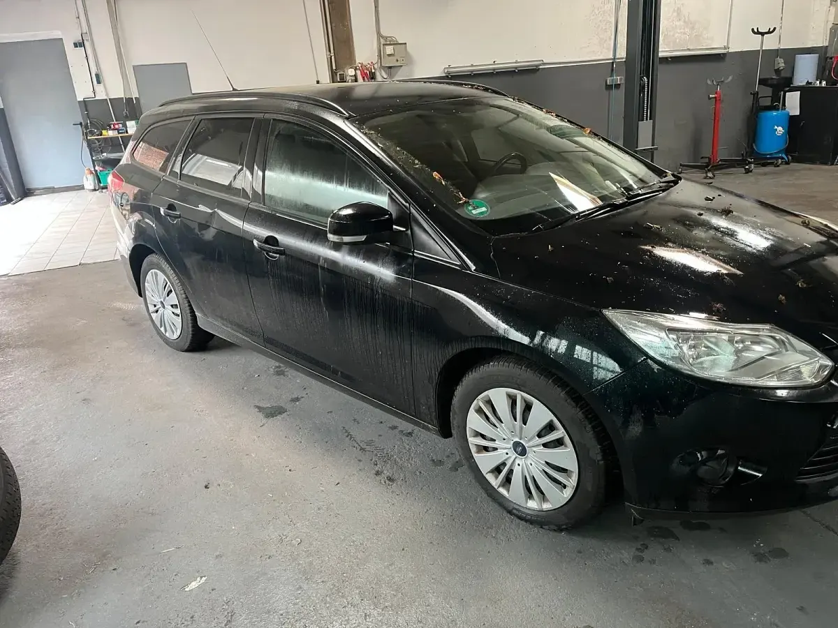 Brugt Ford Focus 125 HK (91 kW) 2012 Sort Stationcar