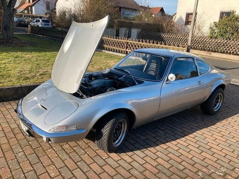 Second-hand Opel GT 90 CP (66 kW) 1972 Argintiu Coupe