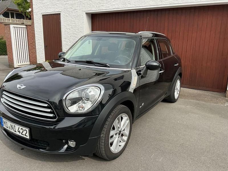 Schwarz Gebraucht 2013 Mini Cooper D Countryman SUV | 10.710 € (Etwas zu teuer) - Bild 1/4