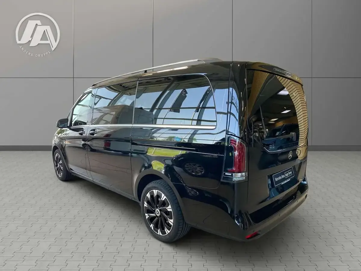 Gebraucht Mercedes V250 Avantgarde 190 PS (139 kW) 2025 Obsidianschwarz Van / Kleinbus