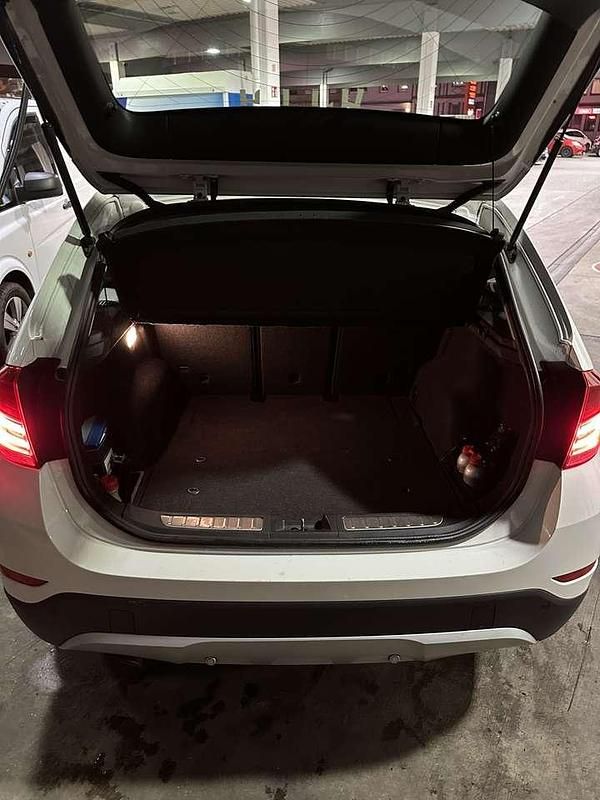 Gebraucht BMW X1 116 PS (85 kW) 2014 Weiß SUV