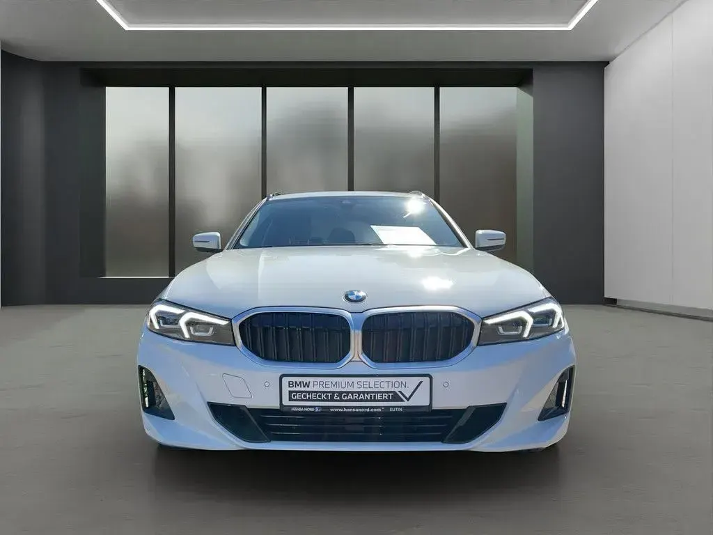 Gebraucht BMW 318 Comfort Edition 156 PS (114 kW) 2025 Weiß Limousine