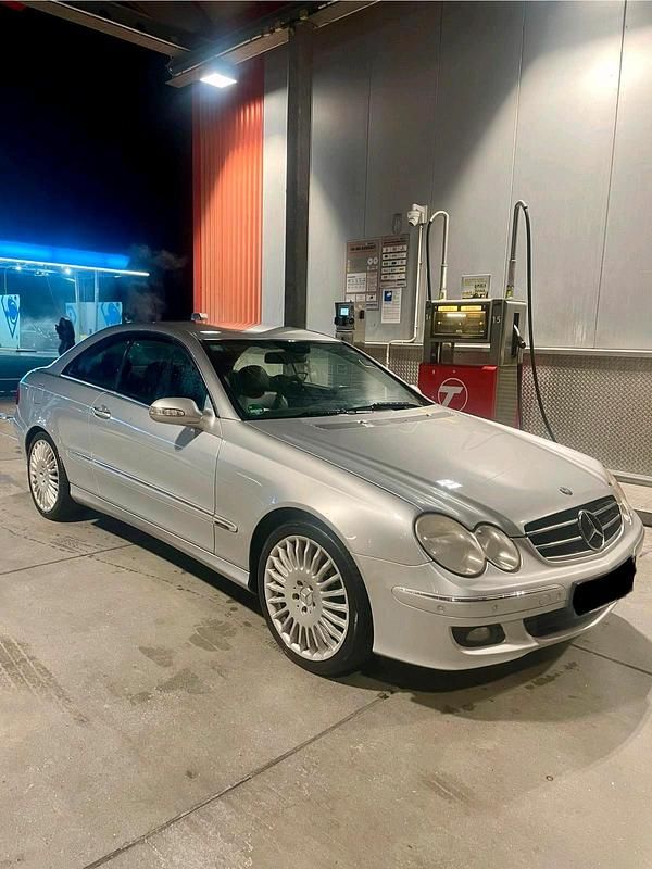 Silber Gebraucht 2004 Mercedes CLK280 Coupé | 4.100 € (Guter Preis) - Bild 1/4