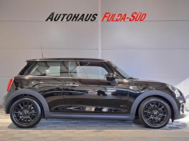 Gebraucht Mini ONE 102 PS (75 kW) 2020 Schwarz Kleinwagen