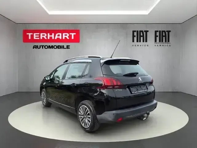 Gebraucht Peugeot 2008 Active 82 PS (60 kW) 2018 Schwarz SUV