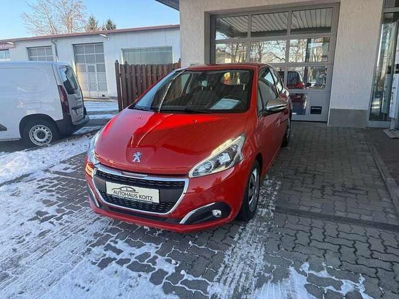 Gebraucht Peugeot 208 Allure 110 PS (80 kW) 2016 Lackierung orange power/metall Kleinwagen