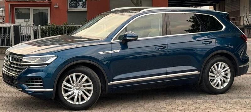 Gebraucht VW Touareg 231 PS (169 kW) 2019 Blau SUV