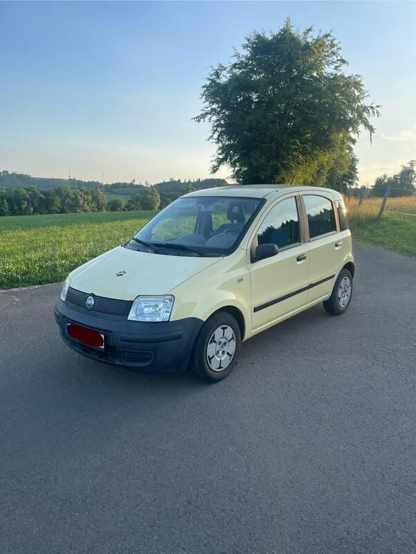 Gelb Gebraucht 2006 Fiat Panda Kleinwagen | 900 € (Superpreis) - Bild 1/4
