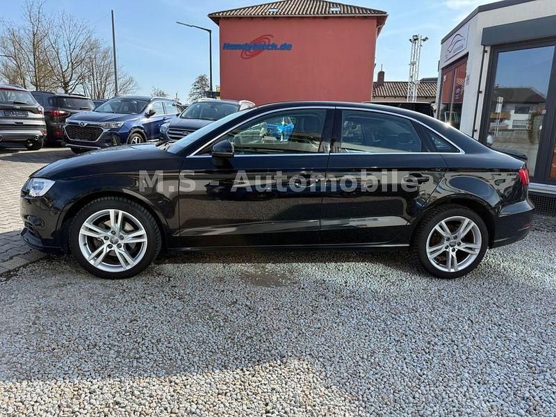 Gebraucht Audi A3 Ambiente 116 PS (85 kW) 2018 Schwarz Limousine