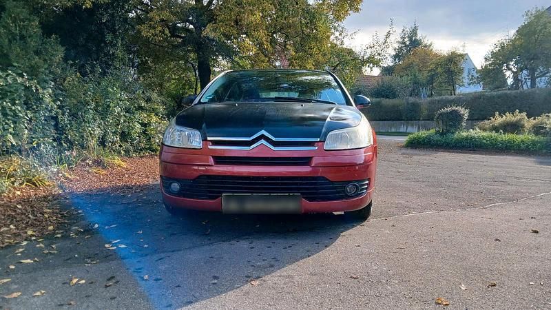 Rot Gebraucht 2005 Citroën C4 Coupé | 800 € (Superpreis) - Bild 1/4