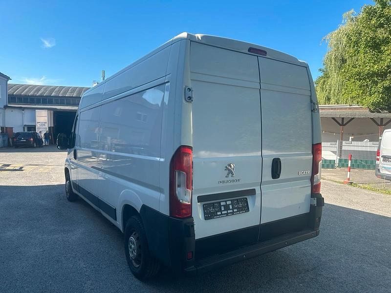 Gebraucht Peugeot Boxer 121 PS (88 kW) 2020 Van