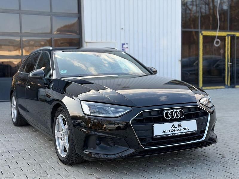 Gebraucht Audi A4 S-Line 204 PS (150 kW) 2023 Schwarz Kombi