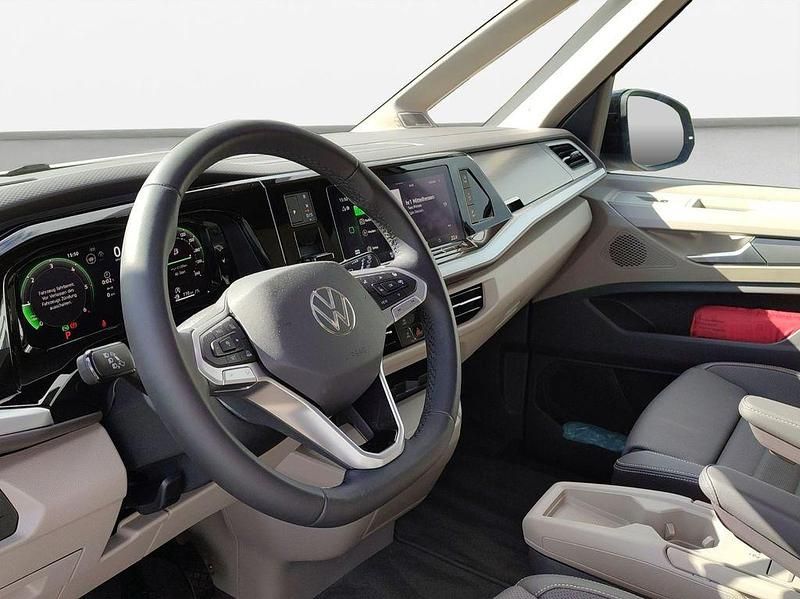 Usata VW Multivan Edition 150 CV (110 kW) 2026 Bianco Monovolume