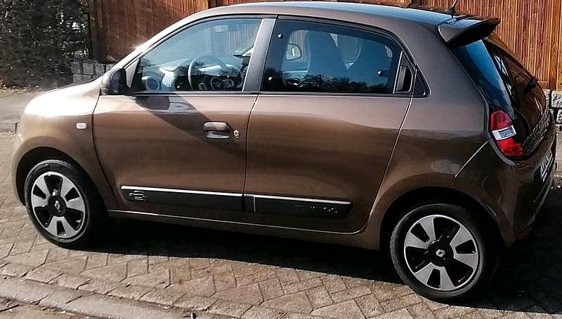 Gebraucht Renault Twingo Dynamique 71 PS (52 kW) 2015 Braun Kleinwagen