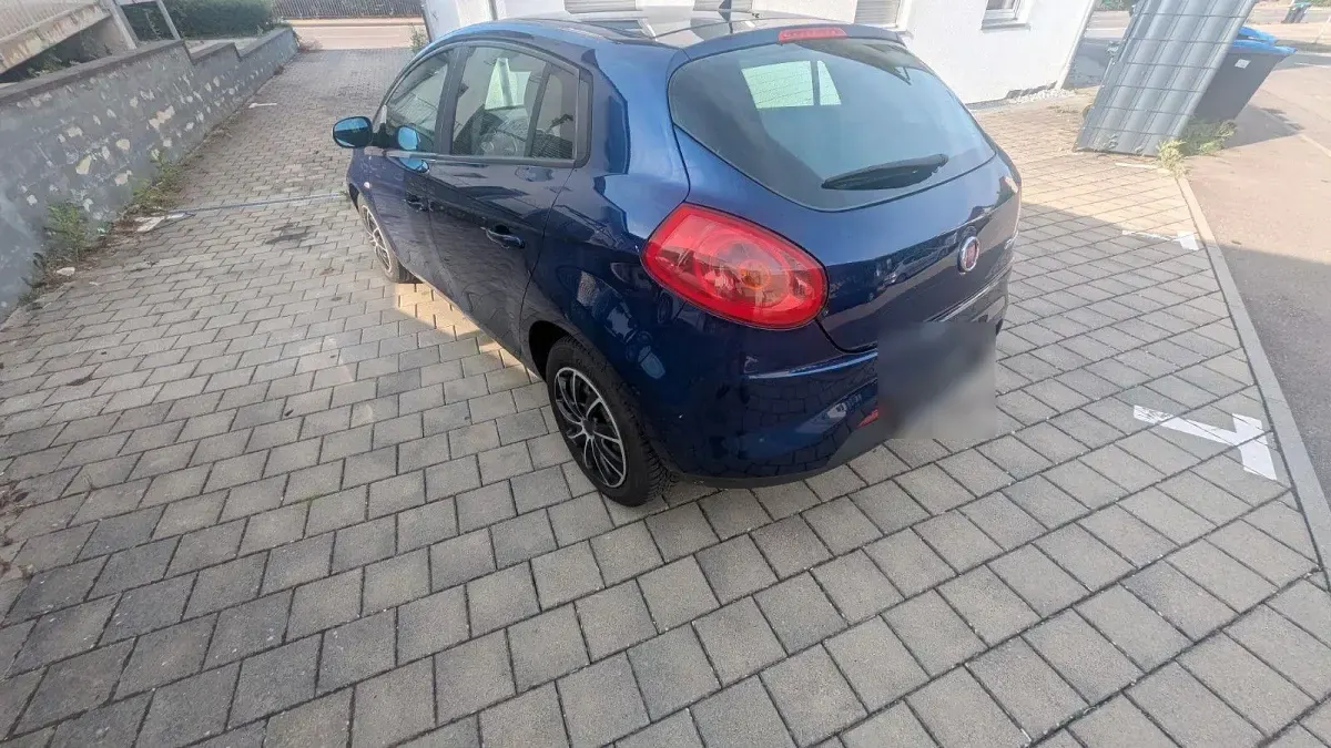 Gebraucht Fiat Bravo 90 PS (66 kW) 2009 Blau Kleinwagen