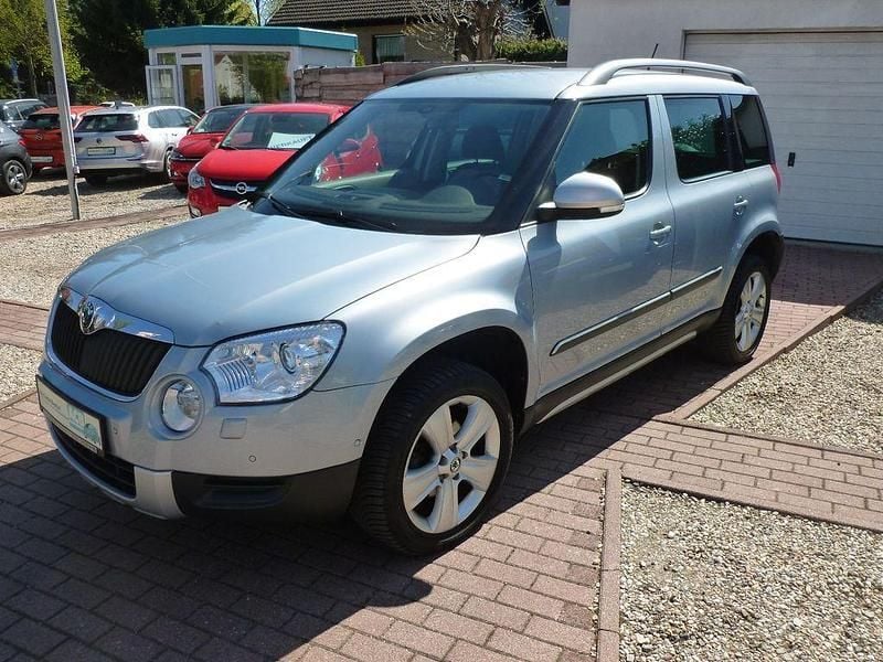 Second-hand Skoda Yeti 152 CP (111 kW) 2012 Albastru SUV
