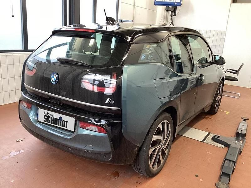 Gebraucht BMW i3 125 kW (170 PS) 2022 Blau Kleinwagen