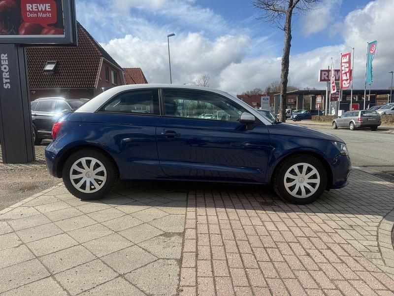 Gebraucht Audi A1 Ambition 86 PS (63 kW) 2012 Blau Kleinwagen