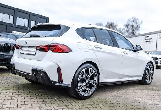 Gebraucht BMW 120 Shadowline 163 PS (119 kW) 2025 Weiß Kleinwagen