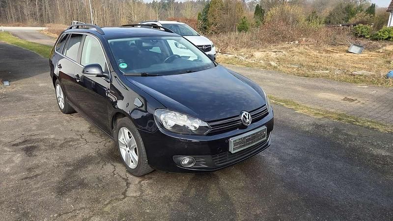 Gebraucht VW Golf VI Comfortline 140 PS (102 kW) 2010 Schwarz Kleinwagen