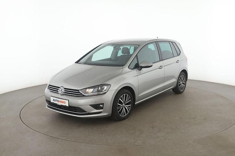 Silber Gebraucht 2017 VW Golf Sportsvan Allstar Van / Kleinbus | 16.690 € (Fairer Preis) - Bild 1/3