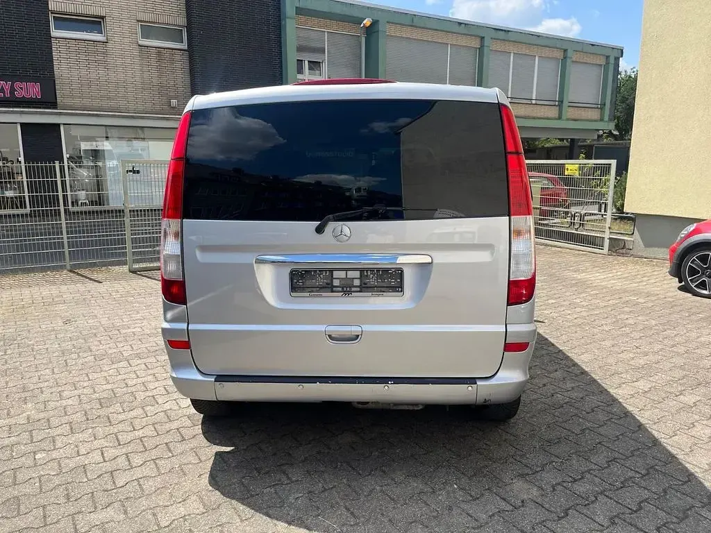Gebraucht Mercedes Viano 150 PS (110 kW) 2005 Silber Van / Kleinbus