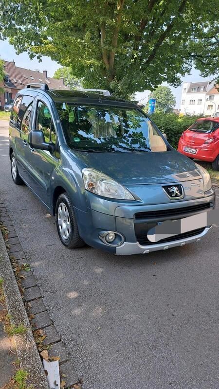 Grau Gebraucht 2012 Peugeot Partner Van / Kleinbus | 3.500 € (Superpreis) - Bild 1/4
