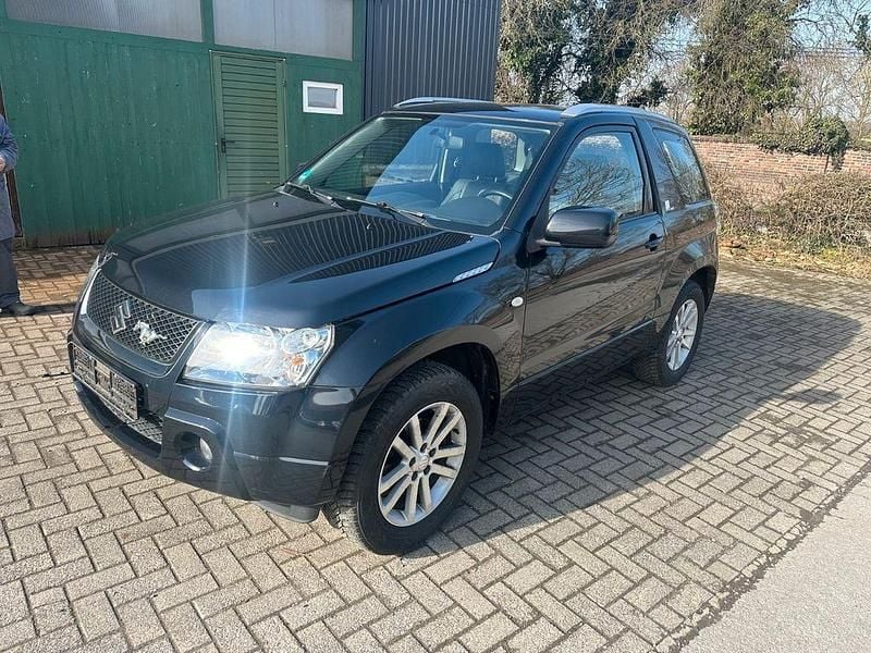 Gebraucht Suzuki Grand Vitara 106 PS (77 kW) 2007 Schwarz SUV
