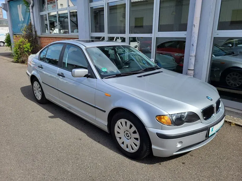 Gebraucht BMW 318 143 PS (105 kW) 2001 Silber Limousine