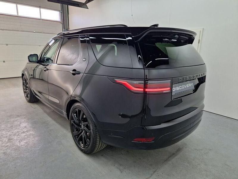 Neu Land Rover Discovery 5 SE Dynamic 349 PS (256 kW) 2025 Santorini black SUV